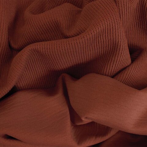"Heavy Knit - Brick Red: The Perfect Fall Wardrobe...